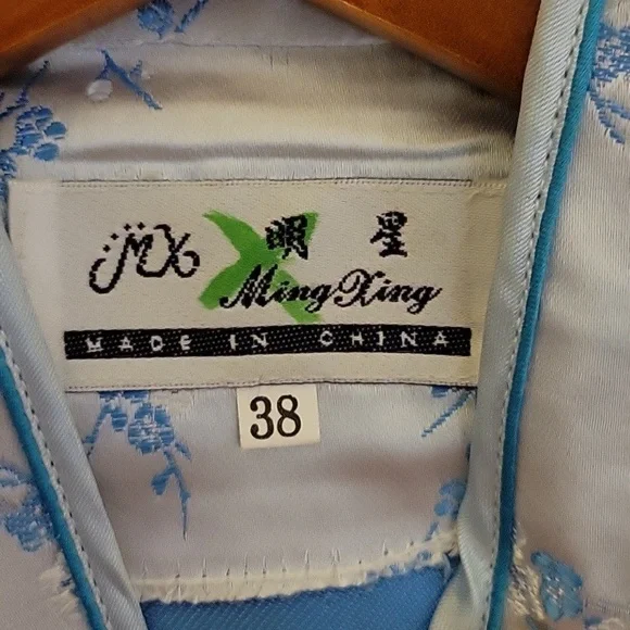 Elegant Blue Floral Cheongsam Dress - Picture 5 of 5